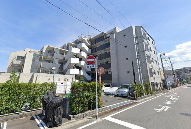 プレシス新所沢の外観