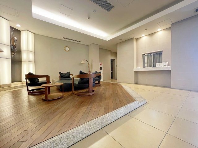 小田急線「新百合ヶ丘」マスターアリーナ新百合ヶ丘の画像