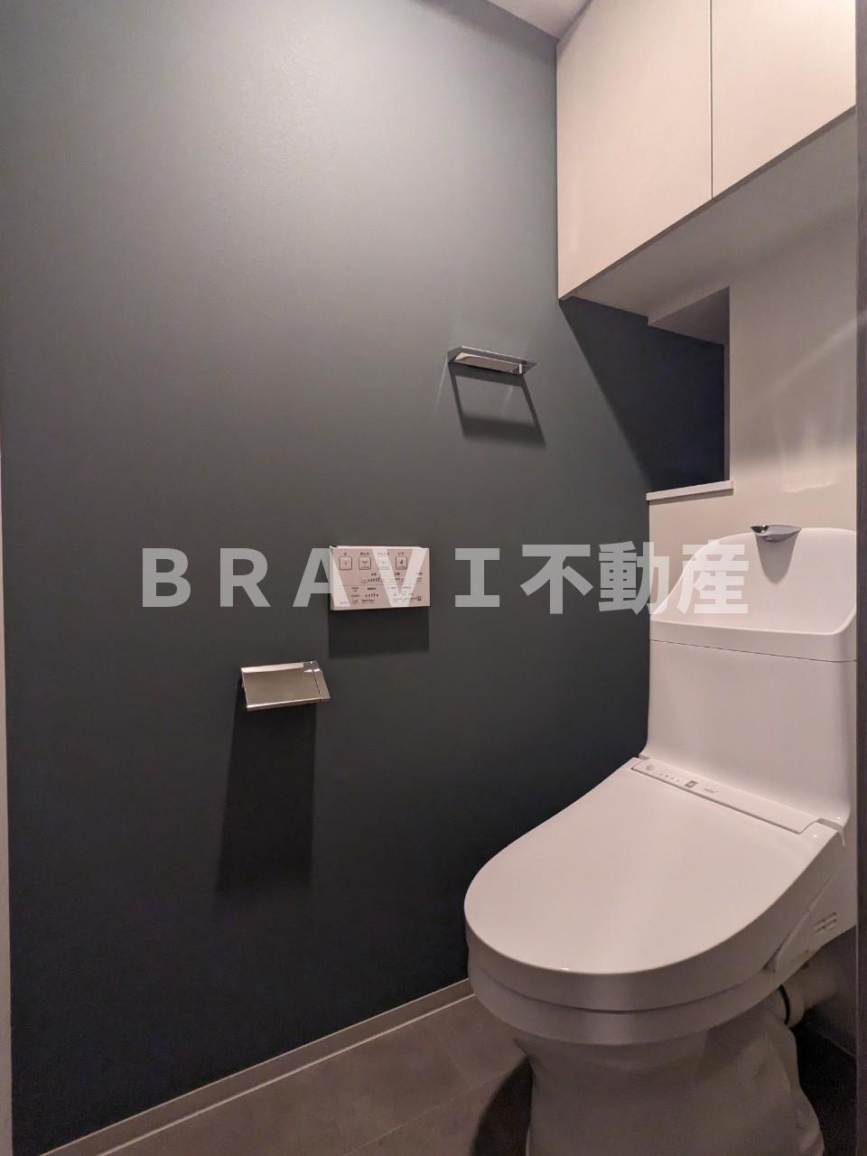 Vievle靭公園Q BRAVI不動産のトイレ