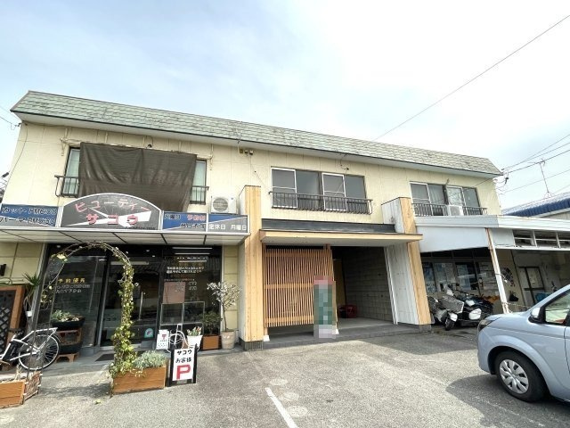 丸内店舗の外観
