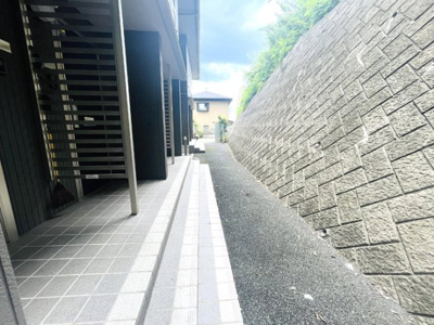 【エントランス】 | マロニエＫＩＮＵ