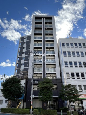 【外観】 | ラブニール西長堀パークフロント | 緑溢れる！スタイリッシュな外観のマンションです♪