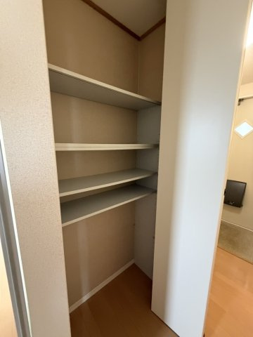 シャーメゾン錦 の収納