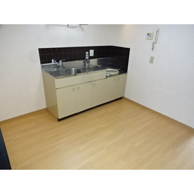 【キッチン】 | コーポみその D | キッチンでお料理をお楽しみください