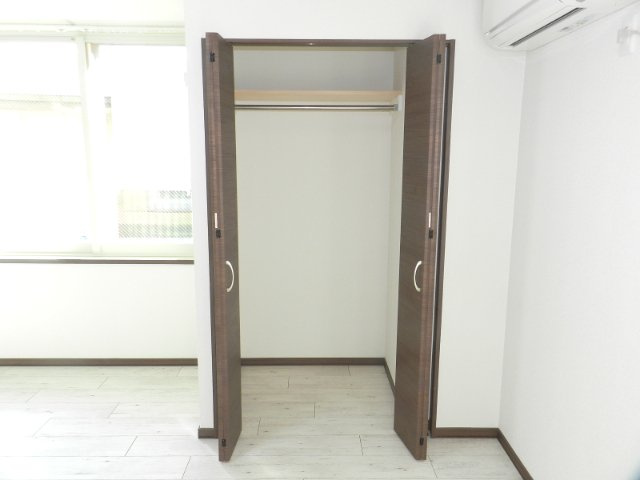 瀬戸ビルの収納