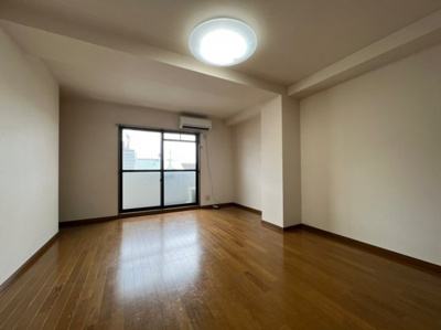 【居間・リビング】 | アセンブラージュ辻本