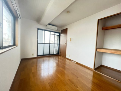 【洋室】 | アセンブラージュ辻本