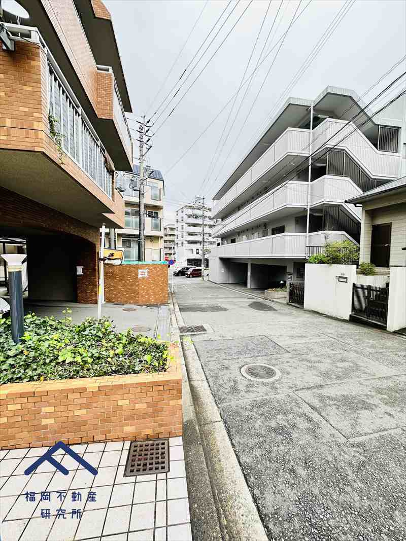 エバーライフ筑紫丘高校前の周辺