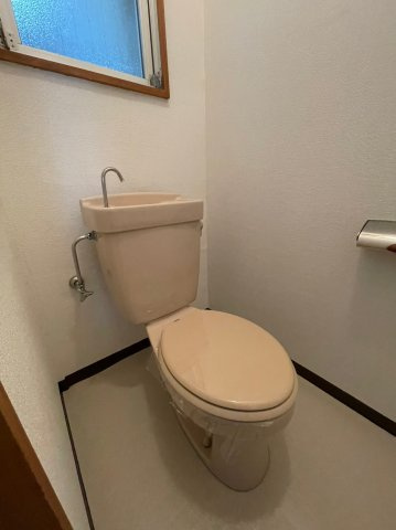 仲介手数料0円！！関ハイツのトイレ