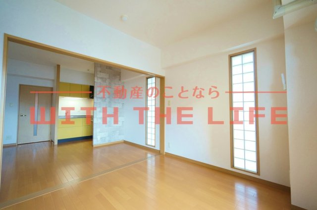 イーズガーデン中央【キャッシュバック対象物件】の洋室|個人の部屋や寝室として使える洋室です