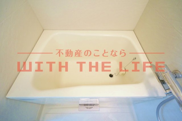 イーズガーデン中央【キャッシュバック対象物件】の浴室|日々の暮らしに欠かせないお風呂です
