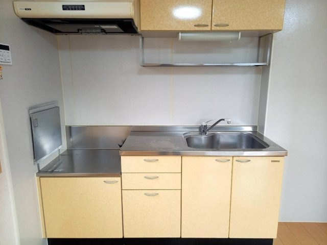 リビングタウン向中野Dのキッチン