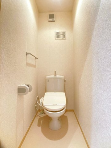 リビングタウン向中野Dのトイレ