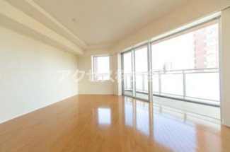 【居間・リビング】 | ※同建物別室、参考写真