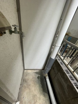 【設備】 | プレアール上新庄３ | 室外洗濯機置き場です
