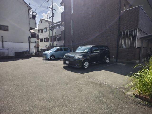 アンプルールフェールGland・Mobの駐車場