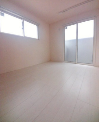 【洋室】 | 六甲コルン