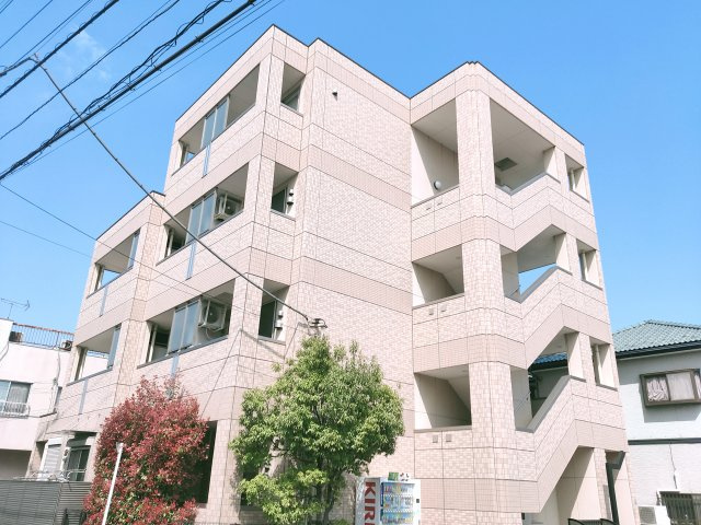 ポルトボヌールの外観