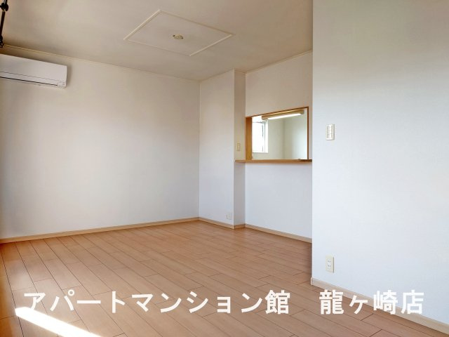 エスポアールの居間・リビング