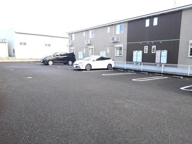 ラディアンスの駐車場|駐車場