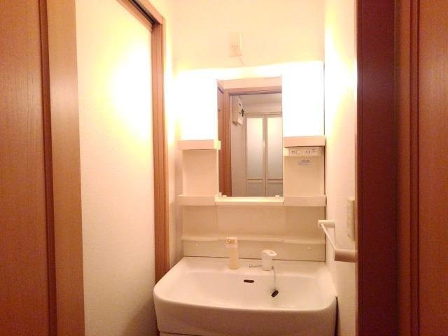 ラディアンスの独立洗面台|洗面所