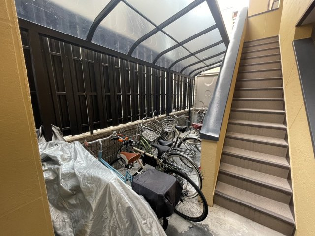 Mpi’s京都西院（エムピーアイズ京都西院）の駐車場|駐輪場