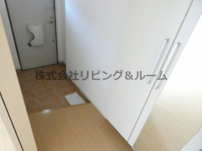 【玄関】 | リバーサイドレジデンス
