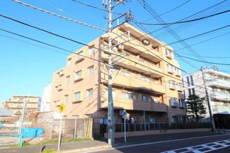 【外観】 | 全面タイル張りによる重厚感溢れる外観です♪