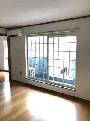 【居間・リビング】 | ハイツアプールA