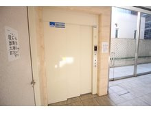 【その他共用部分】 | 日常生活にはかかせないエレベーター付♪