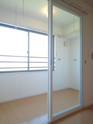 【内装】 | ベガ