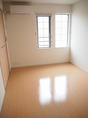 【内装】 | ベガ