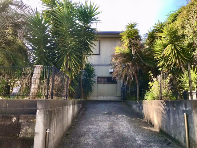 稲村ガ崎　南東・南西向き陽当り良好角地　売地の外観|南東側より撮影。