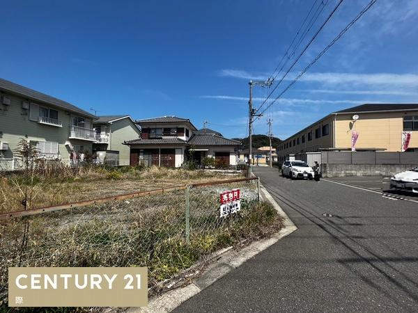 和歌山市西庄　土地の前面道路含む現地写真|ドラッグセイムス西脇店まで徒歩約10分！買い物便利です！