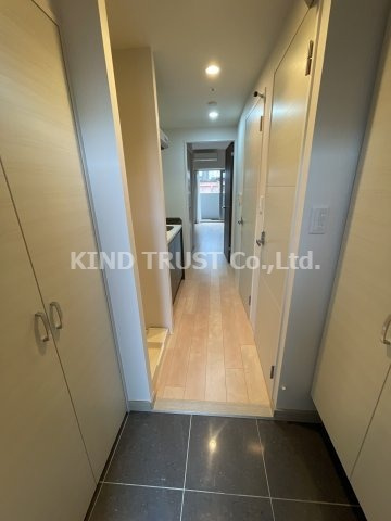 Mid Court Umekitaのロビー|ゆとりのあるロビーです