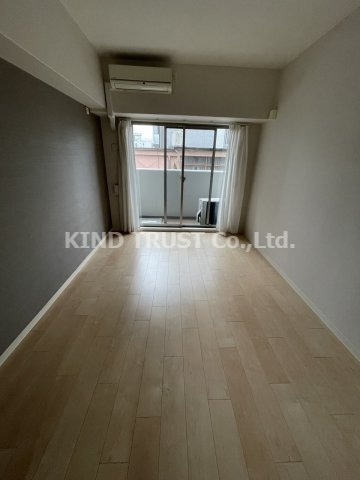 Mid Court Umekitaの居間・リビング|使いやすいリビングです