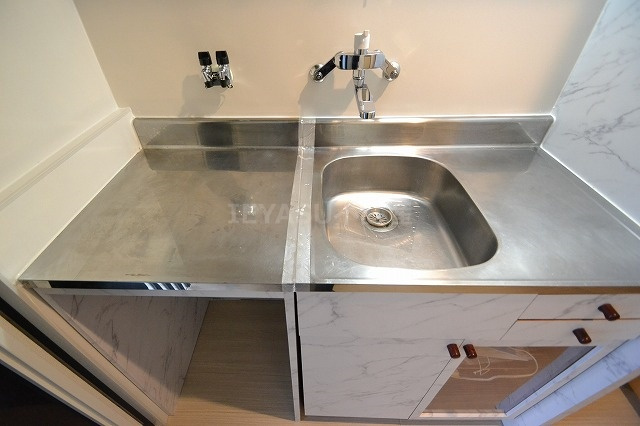 広島市南区大州２丁目の賃貸マンションのキッチン