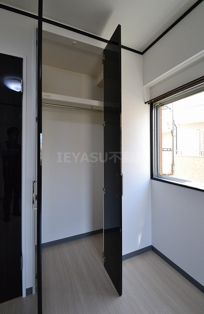 広島市南区大州２丁目の賃貸マンションの収納