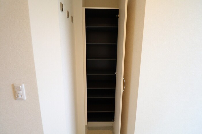 エキスポコンフォート Ⅱの収納|シューズボックス