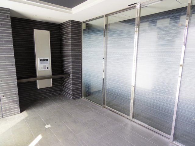 エキスポコンフォート Ⅱのエントランス|オートロックエントランス