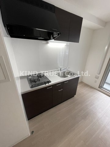 ルミエールのキッチン|コンパクトなキッチンで掃除もラクラク