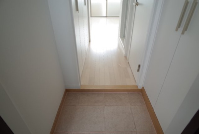 【玄関】 | ワコーレプラティーク神戸深江駅前