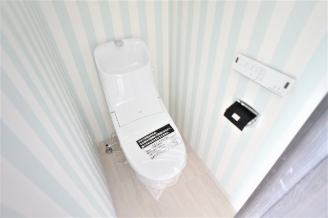 船橋市前原西２丁目のアパートのトイレ|ゆったりとした空間のトイレです