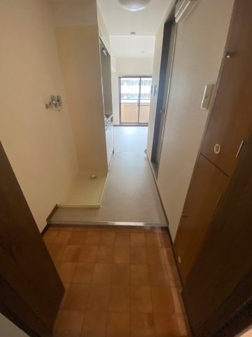 メゾンソレイユの玄関