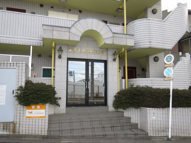 エマーユ川越東田町のエントランス