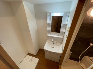 【独立洗面台】