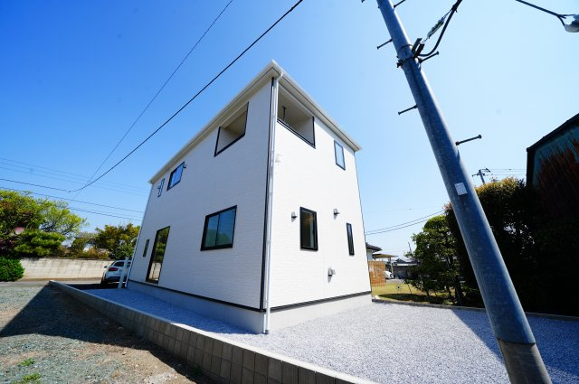 Blue岩神町の外観|日当たり良好の新築賃貸一戸建て！