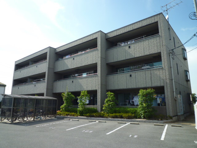 グランディールAの外観