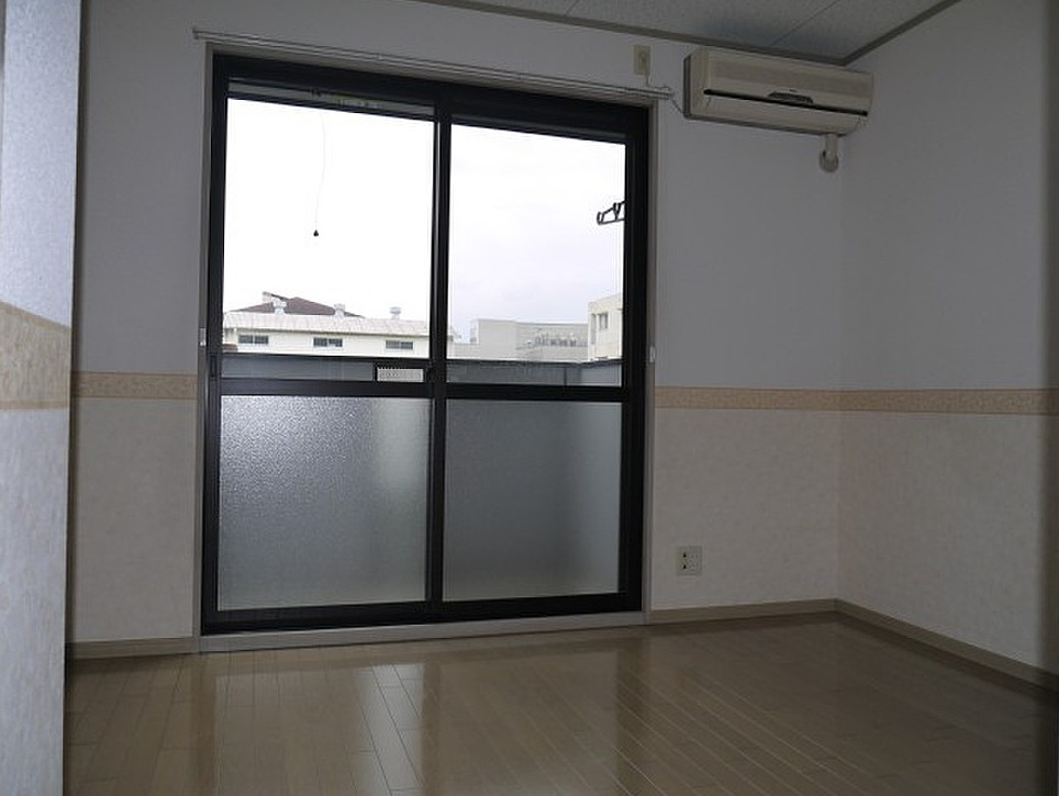 アムール東櫛原の居間・リビング|おしゃれな居間です