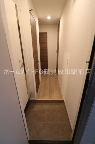 ル・コフレ放出の玄関